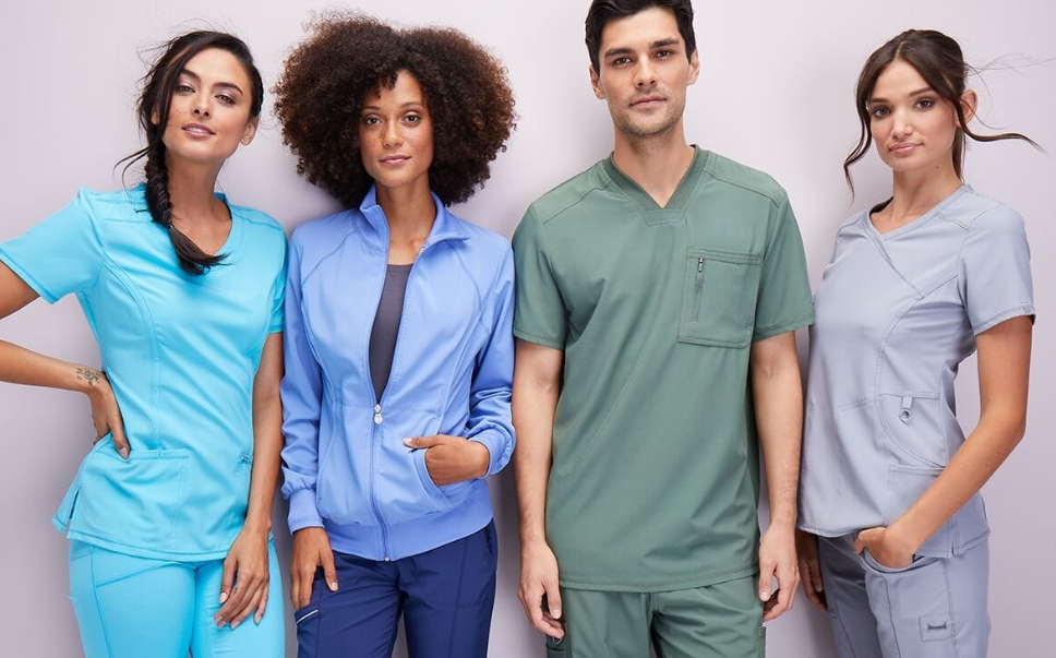 Scrubs Clothing 101: Choosing the Right Fabric and Fit